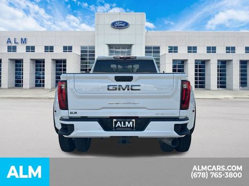 Used 2025 GMC Sierra 3500 Denali Ultimate image 7
