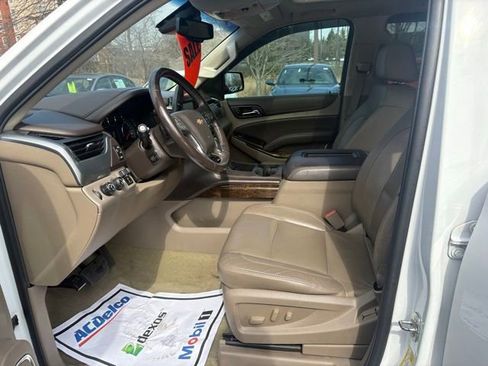 Used 2016 Chevrolet Tahoe LT AWD/4WD image 15