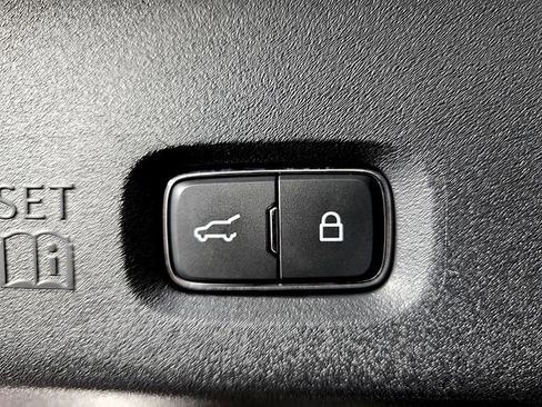 Certified 2025 Ford Expedition Active image 33