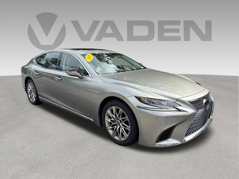Used 2018 Lexus LS 500 w/ Interior Upgrade Package RWD image 32