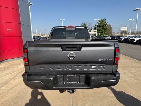 Used 2022 Nissan Frontier SV w/ Technology Package image 5