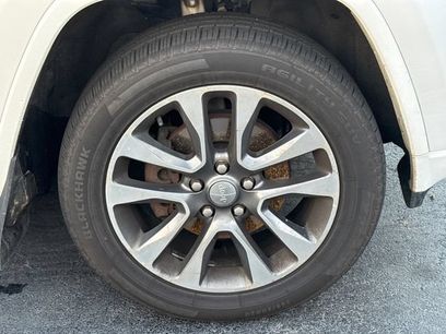 Used 2017 Jeep Grand Cherokee Overland