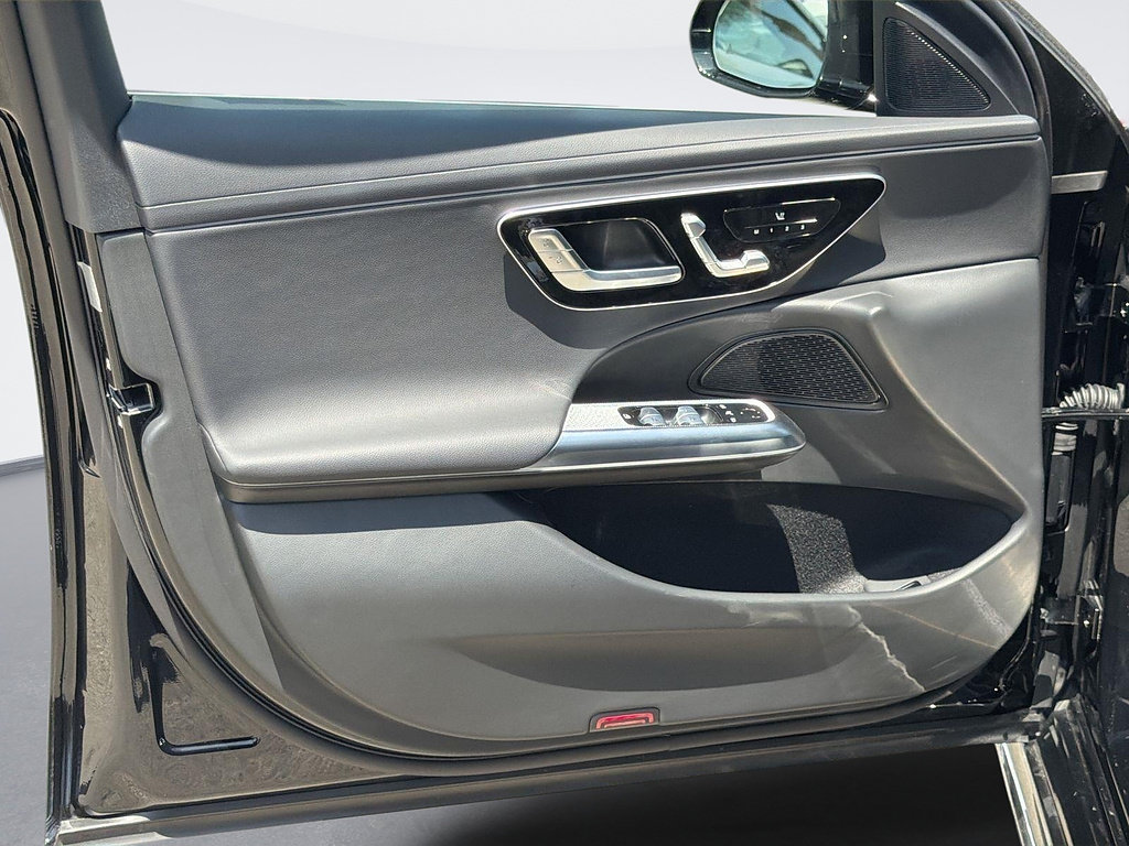 Used 2026 Mercedes-Benz E 350 Sedan image 18