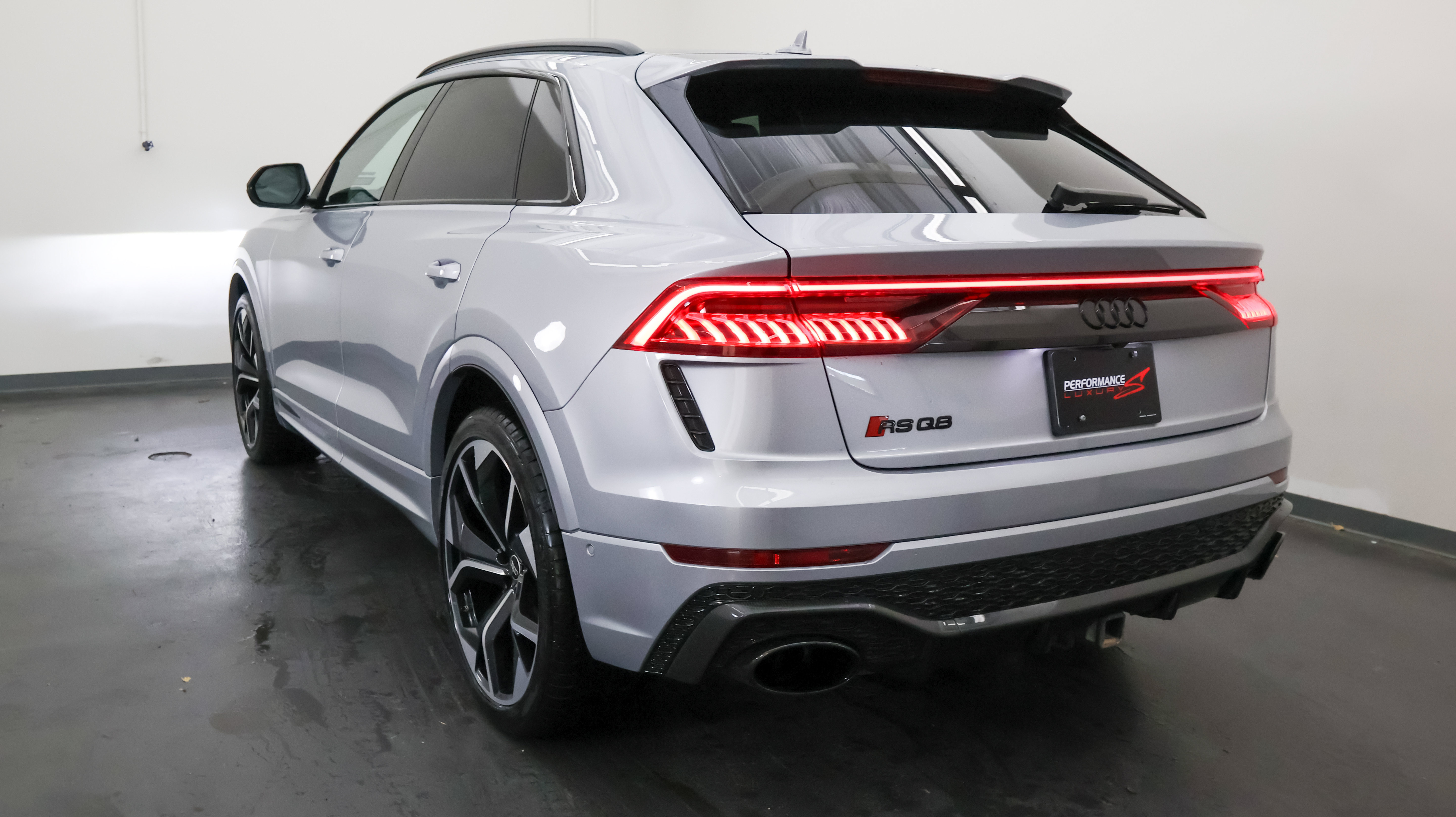 Used 2022 Audi RS Q8 AWD/4WD image 5