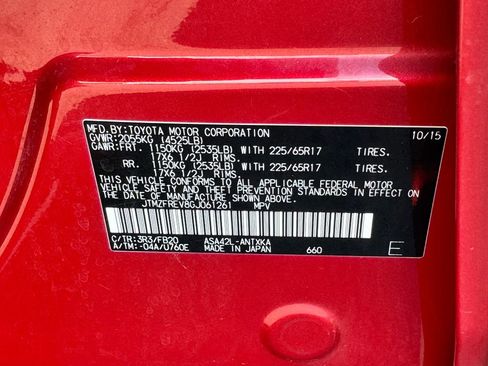 Used 2016 Toyota RAV4 LE FWD image 26