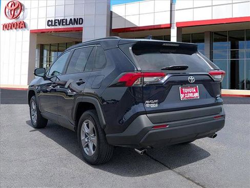 Used 2024 Toyota RAV4 XLE AWD/4WD image 4