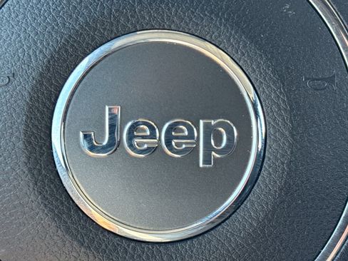 Used 2017 Jeep Wrangler Unlimited Sport w/ Quick Order Package 24S AWD/4WD image 24