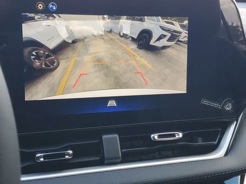 New 2026 Chevrolet Equinox LT w/ Convenience Package II image 11