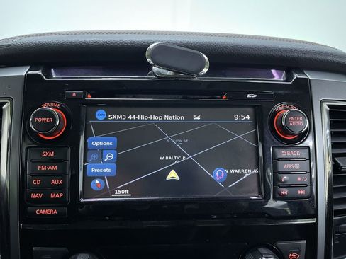 Used 2017 Nissan Titan Platinum Reserve image 24