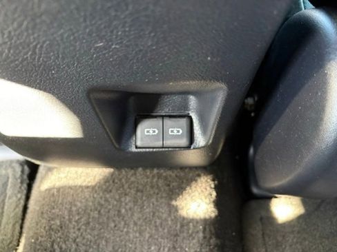 Used 2024 Toyota 4Runner TRD Off-Road image 77