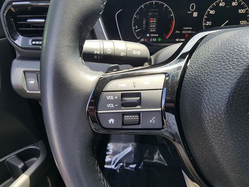 Certified 2025 Honda Pilot EX-L image 25