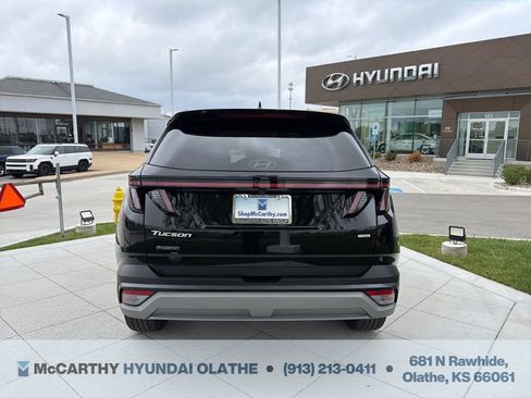 Used 2025 Hyundai Tucson SEL FWD image 15