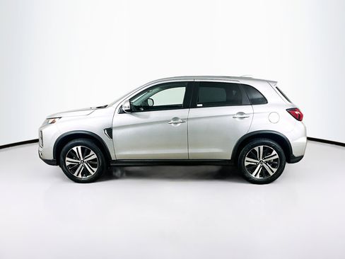 Used 2025 Mitsubishi Outlander Sport SE AWD/4WD image 4