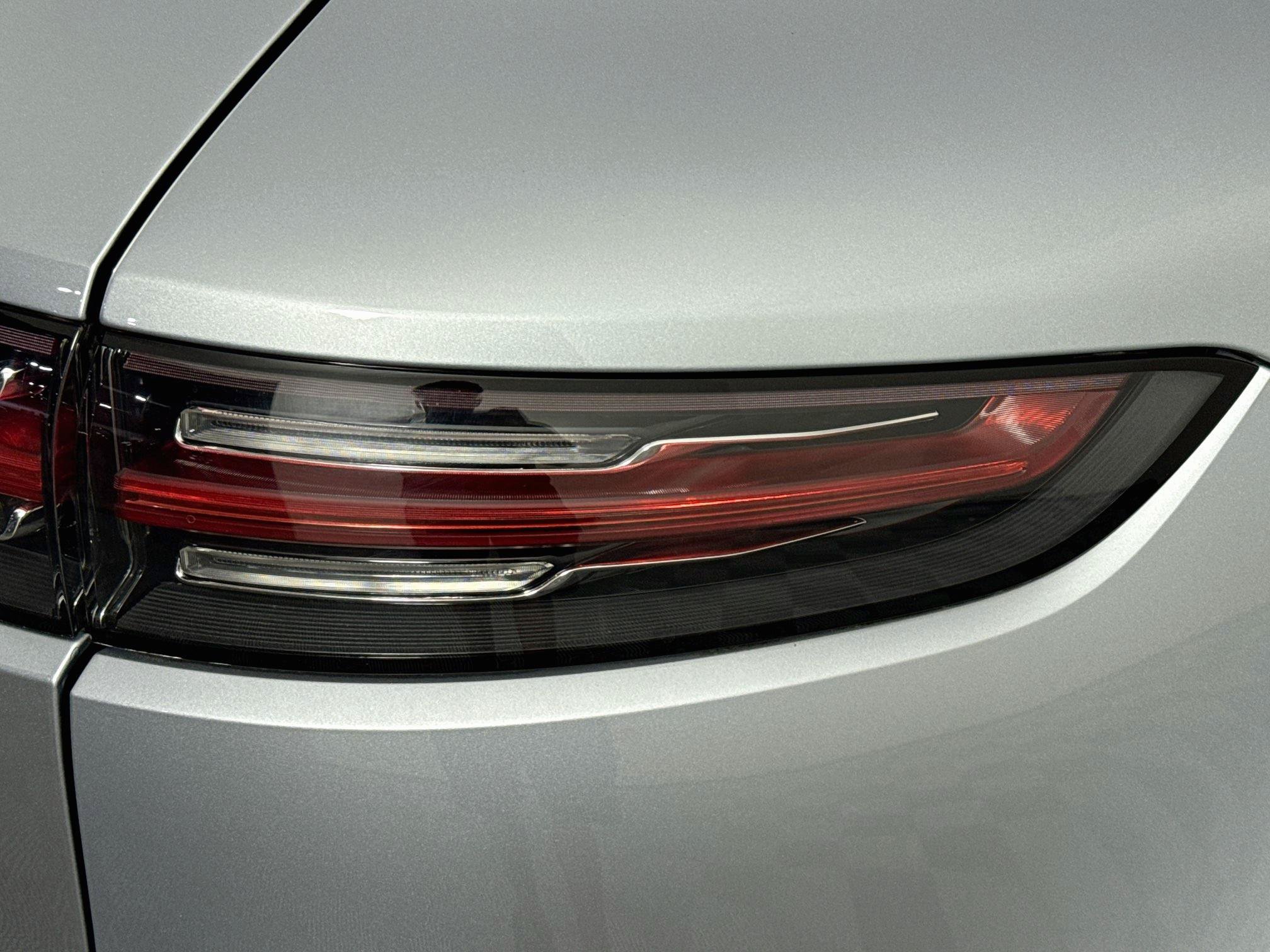 Used 2023 Porsche Cayenne AWD/4WD image 57