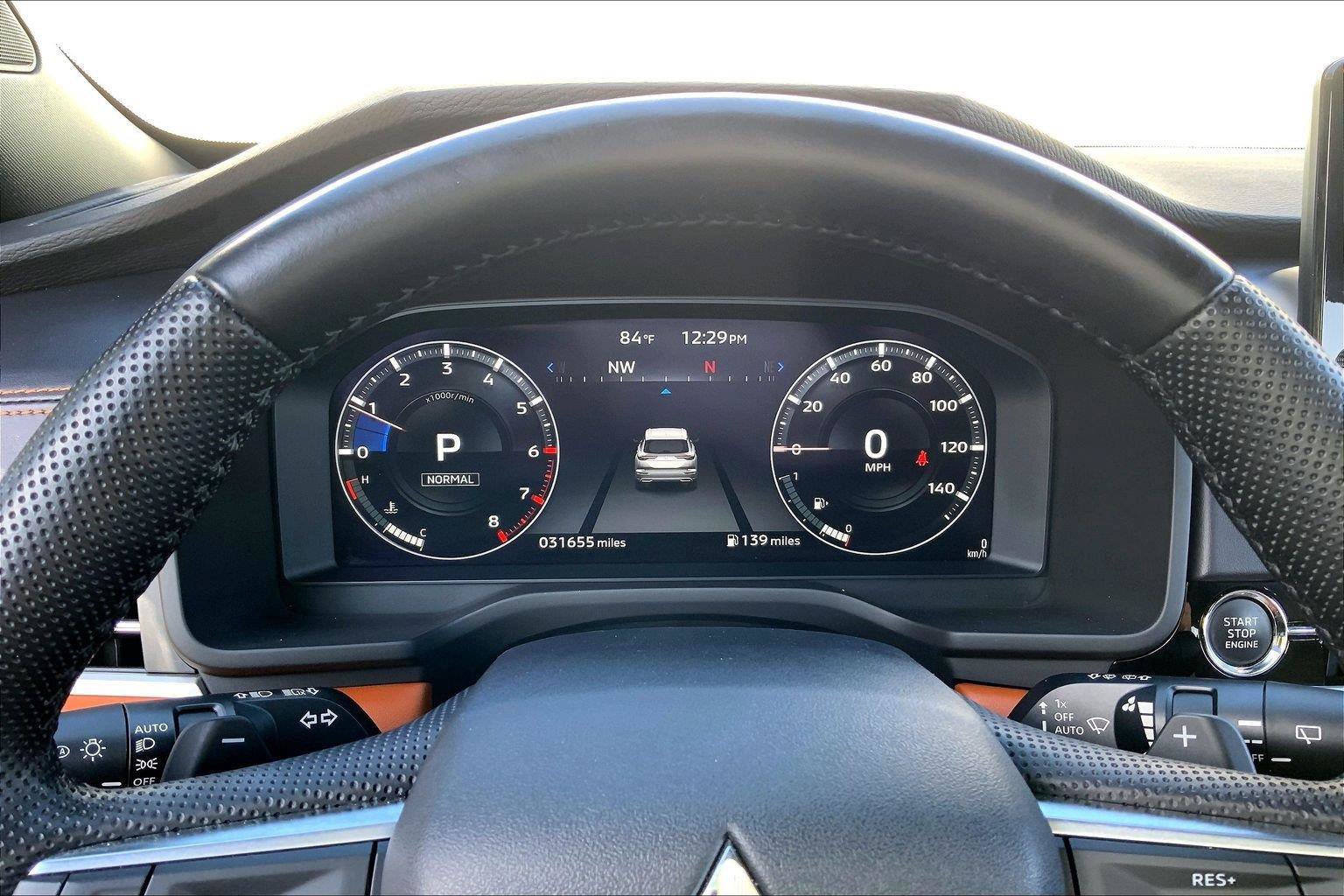 Used 2023 Mitsubishi Outlander SEL 40th Anniversary AWD/4WD image 18