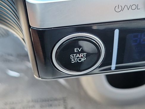 Used 2024 Hyundai Ioniq 5 Limited RWD image 9