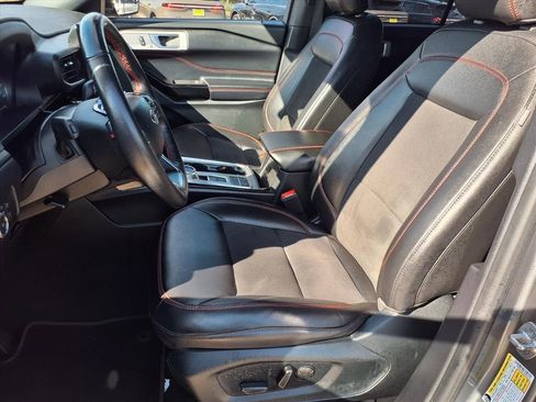 Used 2022 Ford Explorer ST-Line w/ Class IV Trailer Tow Package image 24