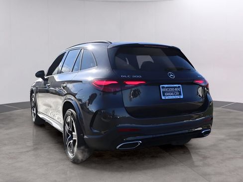 Used 2026 Mercedes-Benz GLC 300 4MATIC image 5
