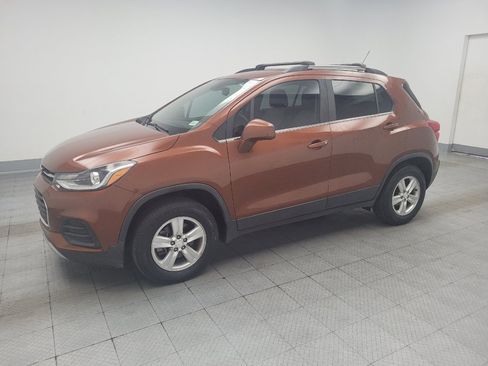 Used 2019 Chevrolet Trax LT AWD/4WD image 2
