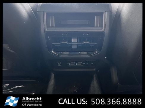 New 2025 Jeep Grand Cherokee Limited w/ Trailer Tow Package image 19