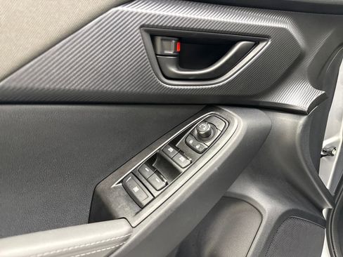 Used 2026 Subaru Crosstrek 2.0i Premium image 12