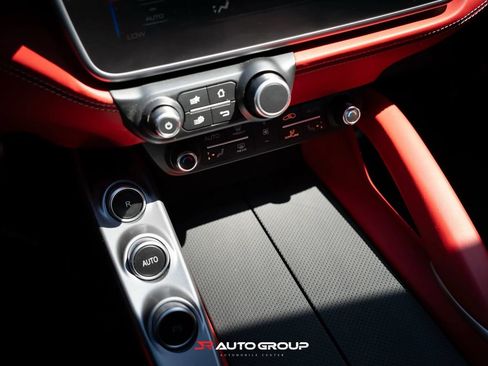 Used 2019 Ferrari GTC4Lusso T RWD image 17