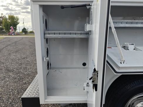 Used 2016 Ford F250 XL image 25