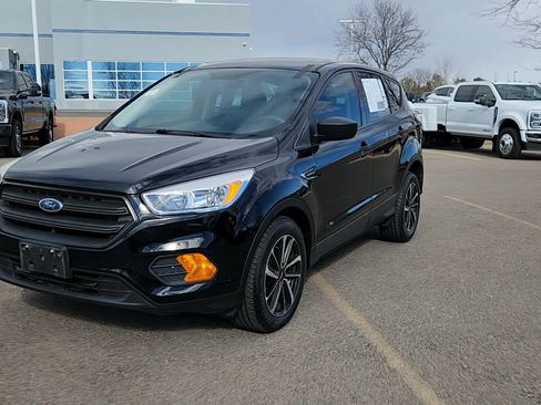 Used 2017 Ford Escape S image 2