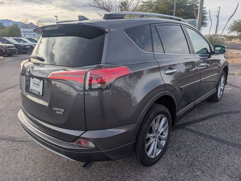 Used 2017 Toyota RAV4 Limited image 5