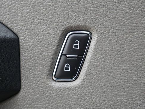 Used 2019 Ford F150 XL w/ XL Power Equipment Group RWD image 16