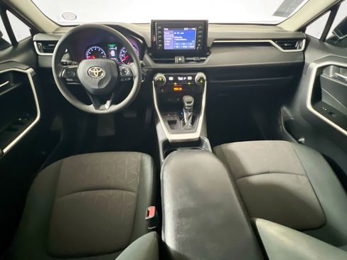 Used 2019 Toyota RAV4 XLE FWD image 28