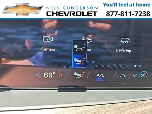 New 2025 Chevrolet Suburban LT w/ Advanced Technology Package image 29