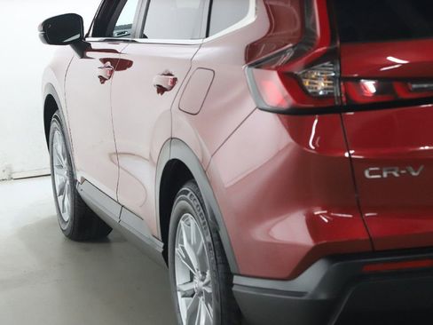 Used 2025 Honda CR-V EX image 41