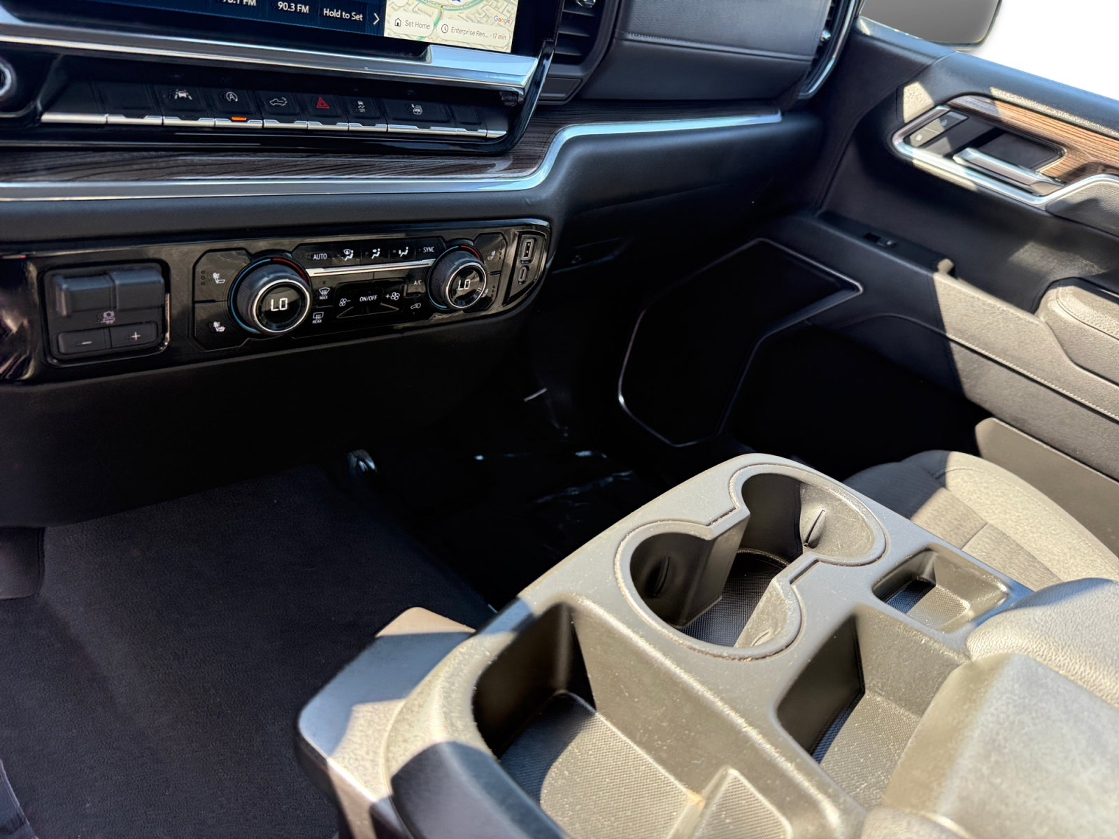 Used 2025 Chevrolet Silverado 1500 LT RWD image 13