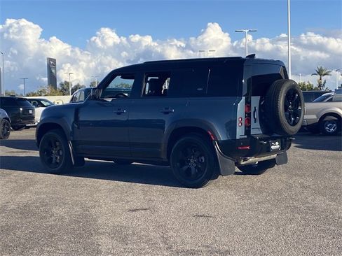 Used 2023 Land Rover Defender 110 X-Dynamic SE image 30