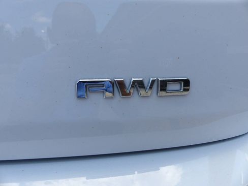 Used 2020 GMC Terrain SLE AWD/4WD image 9