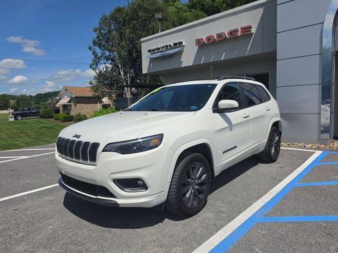 Used 2019 Jeep Cherokee High Altitude AWD/4WD image 8