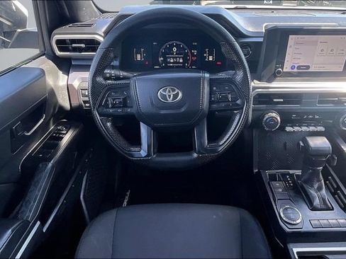 Used 2025 Toyota Tacoma SR5 RWD image 5