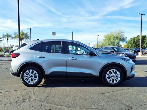 Certified 2024 Ford Escape Active image 7