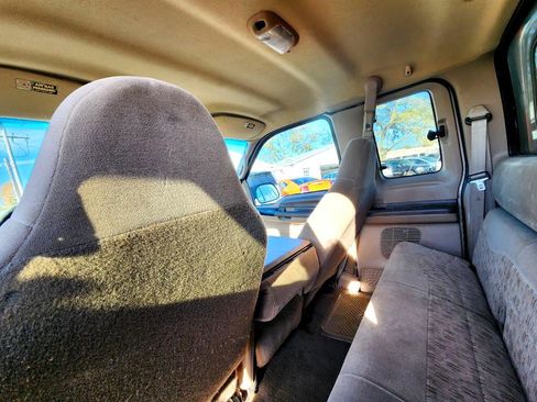 Used 1999 Ford F250 XL image 16
