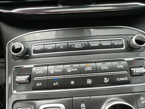 Used 2023 Hyundai Santa Fe Limited AWD/4WD image 69