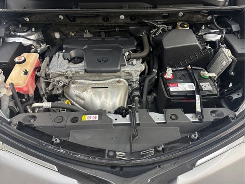 Used 2018 Toyota RAV4 XLE w/ Plus Extra Value Package AWD/4WD image 30