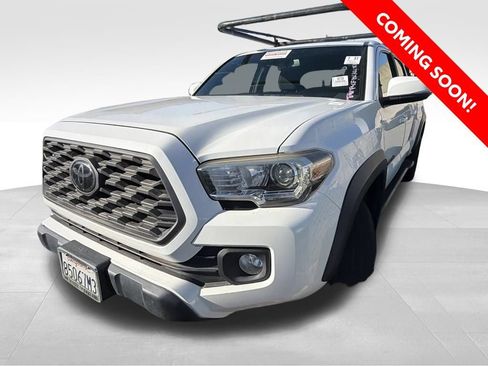 Used 2021 Toyota Tacoma TRD Off-Road w/ Technology Package AWD/4WD image 1