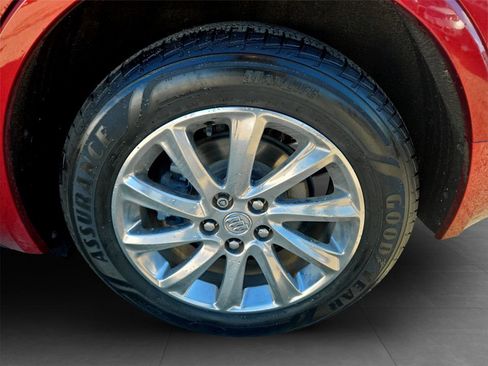 Used 2019 Buick Envision Essence image 32