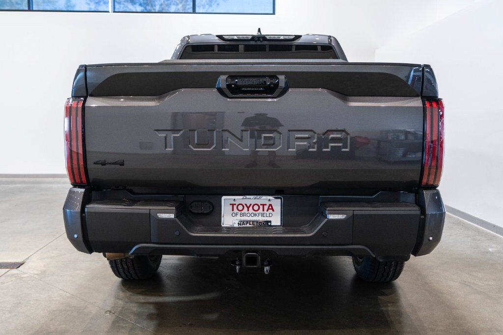 Used 2024 Toyota Tundra Limited w/ TRD Off-Road Package AWD/4WD image 8