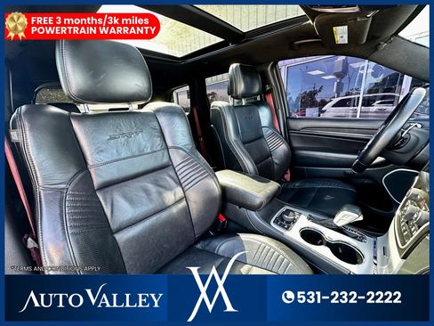 Used 2018 Jeep Grand Cherokee SRT image 17