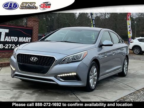 Used 2016 Hyundai Sonata SE image 3
