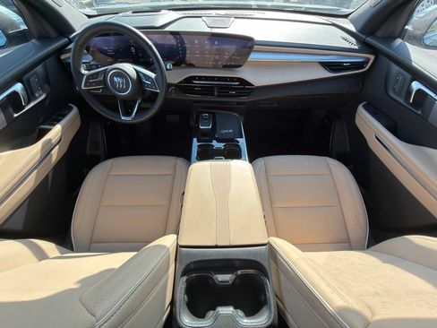 Used 2026 Buick Enclave Preferred w/ Power Package AWD/4WD image 9