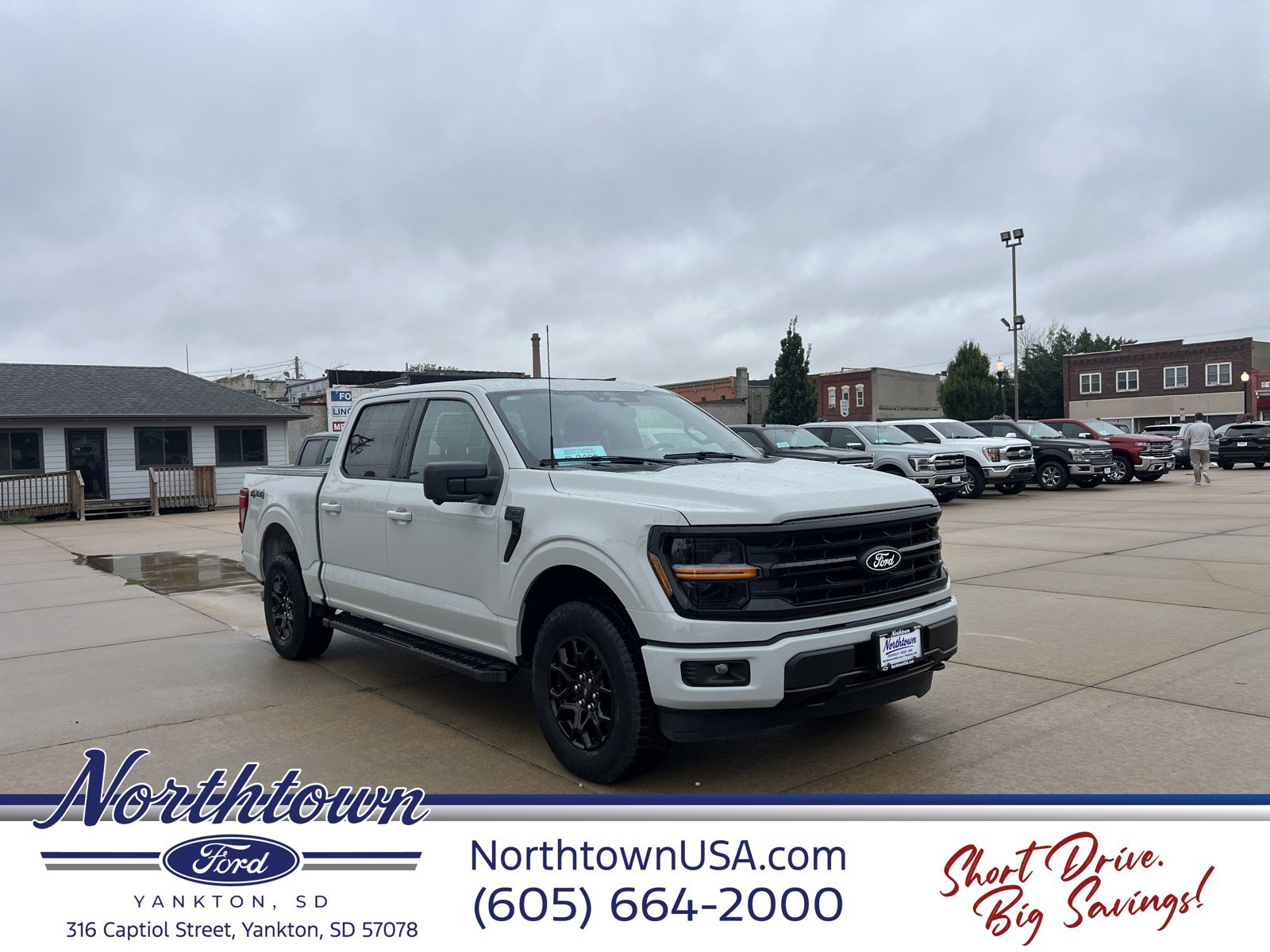 Used 2024 Ford F150 XLT w/ XLT Black Appearance Package AWD/4WD image 3