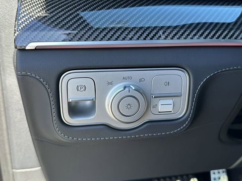 New 2026 Mercedes-Benz GLS 63 AMG 4MATIC image 39